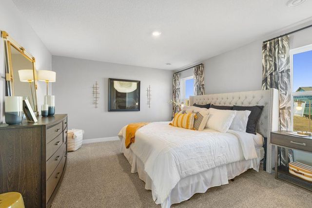 12718 Ashbury Drive, Rogers, MN 55374