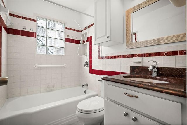 435 3RD STREET NW, Largo, FL 33770