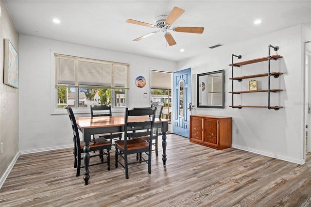 435 3RD STREET NW, Largo, FL 33770