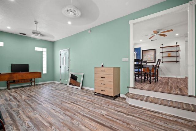 435 3RD STREET NW, Largo, FL 33770