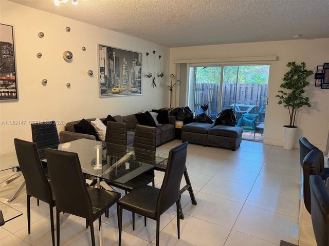 4744 NW 114th Ave 101, Doral, FL 33178