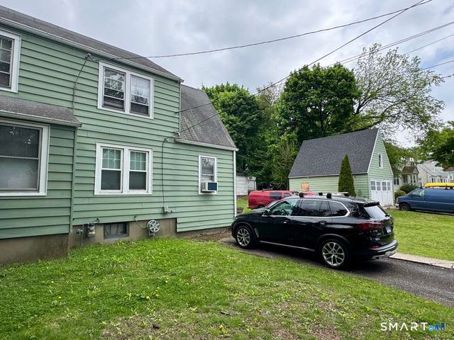 262 Hamilton Avenue, Stamford, CT 06902