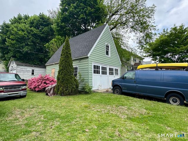 262 Hamilton Avenue, Stamford, CT 06902