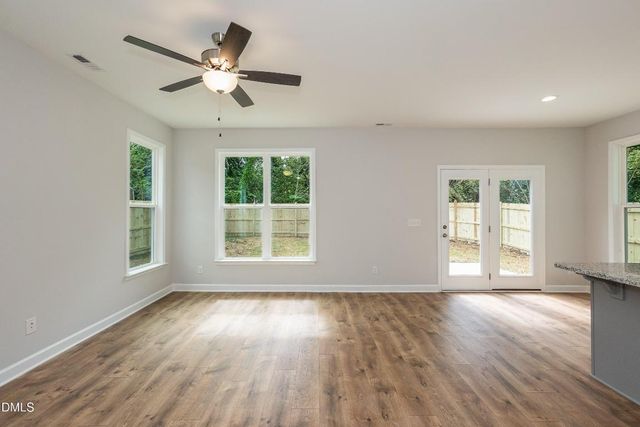 807 E Harnett Street, Dunn, NC 28334