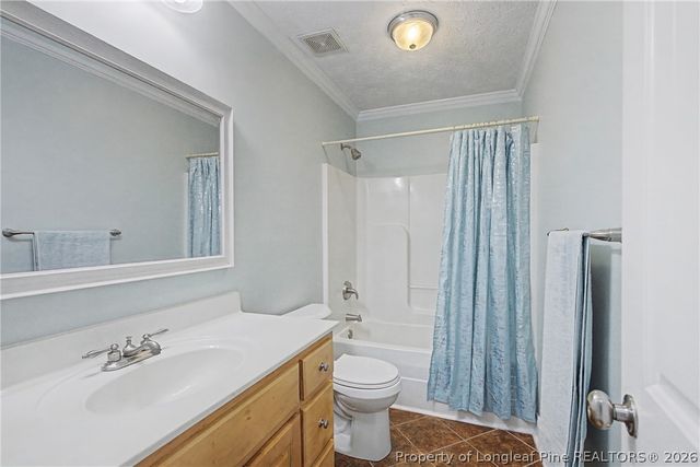 2271 Solomons Pass, Hope Mills, NC 28348