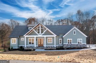 868 Old Owen Drive, Blairsville, GA 30512