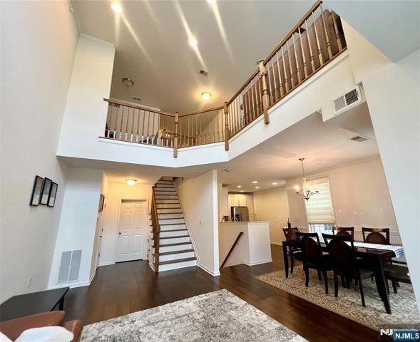 81 Autumn Way 20, Montvale, NJ 07645