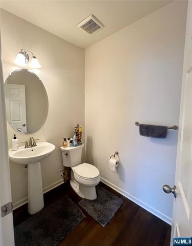 81 Autumn Way 20, Montvale, NJ 07645