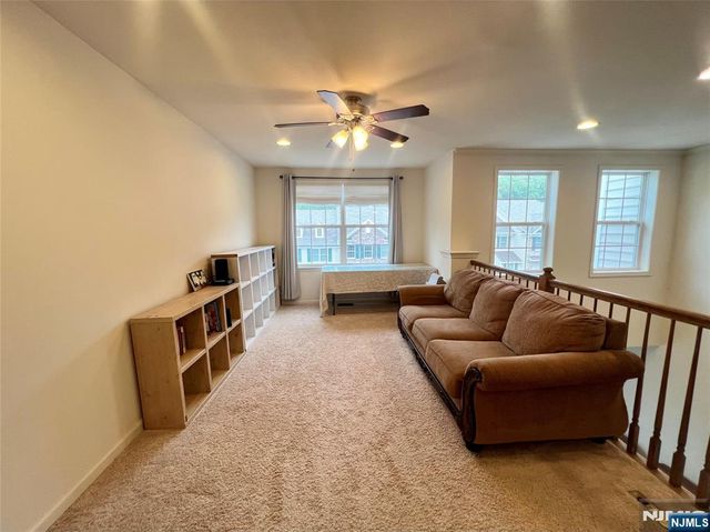81 Autumn Way 20, Montvale, NJ 07645