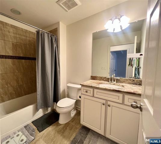 81 Autumn Way 20, Montvale, NJ 07645