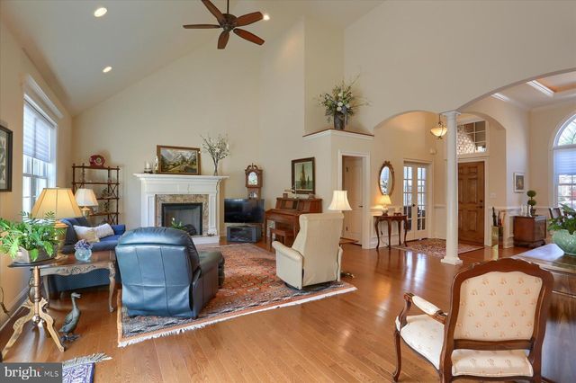 990 GRANDON WAY, Mechanicsburg, PA 17050