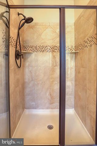 990 GRANDON WAY, Mechanicsburg, PA 17050