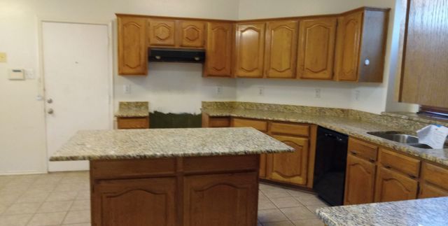 707 E Grubb Drive, Mesquite, TX 75149