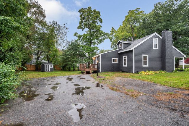 19 South Street, Wilmington, MA 01887