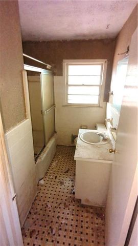 2014 Warren Drive, Austell, GA 30106