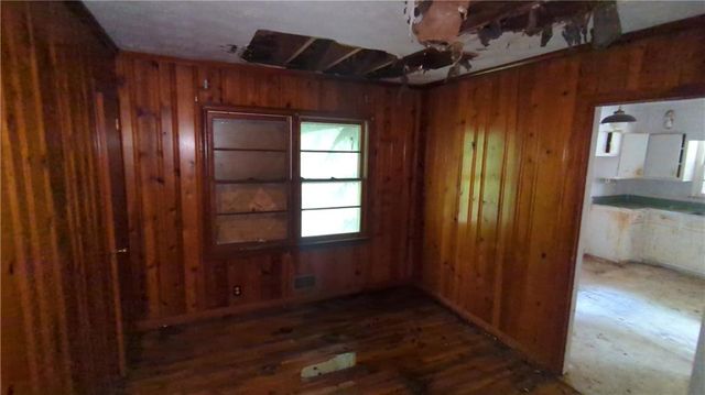 2014 Warren Drive, Austell, GA 30106