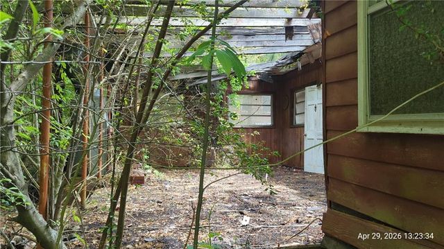 2014 Warren Drive, Austell, GA 30106