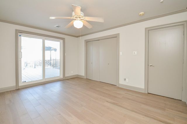 6 River Hollow Lane, Houston, TX 77027