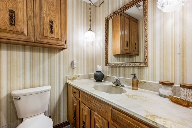 3101 N McDonald Avenue, Springdale, AR 72762