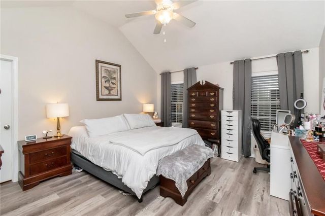 8300 Woodbend Drive, Semmes, AL 36575