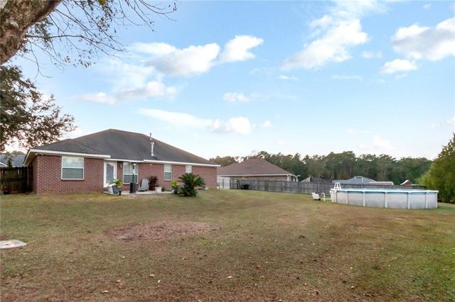 8300 Woodbend Drive, Semmes, AL 36575