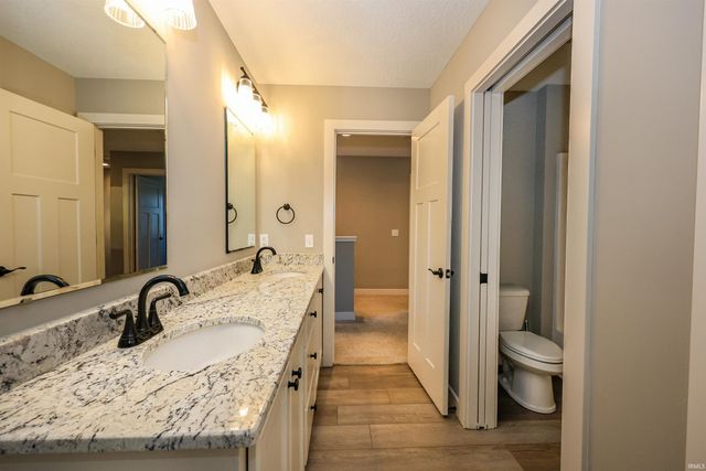 628 Grantham Passage, Fort Wayne, IN 46845