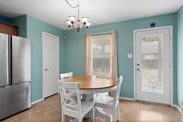 324 Almquist ST, Hutto, TX 78634