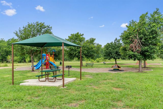 324 Almquist ST, Hutto, TX 78634