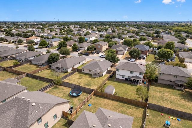 324 Almquist ST, Hutto, TX 78634