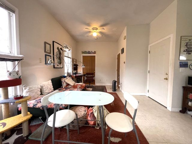 5 Cedar Street 2, Cambridge, MA 02140