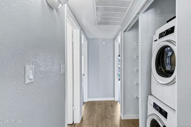 1017 E MARYLAND Avenue 236, Phoenix, AZ 85014