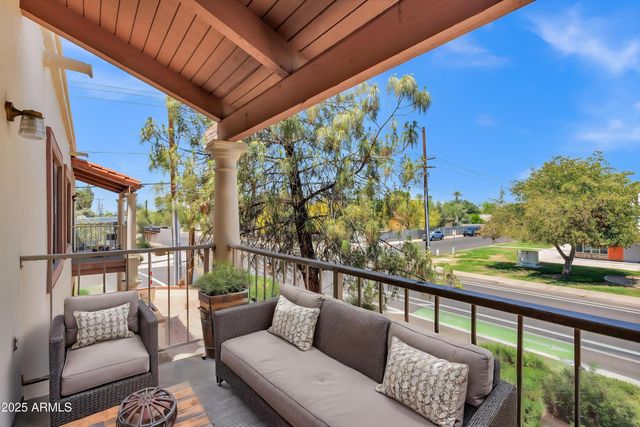 1017 E MARYLAND Avenue 236, Phoenix, AZ 85014