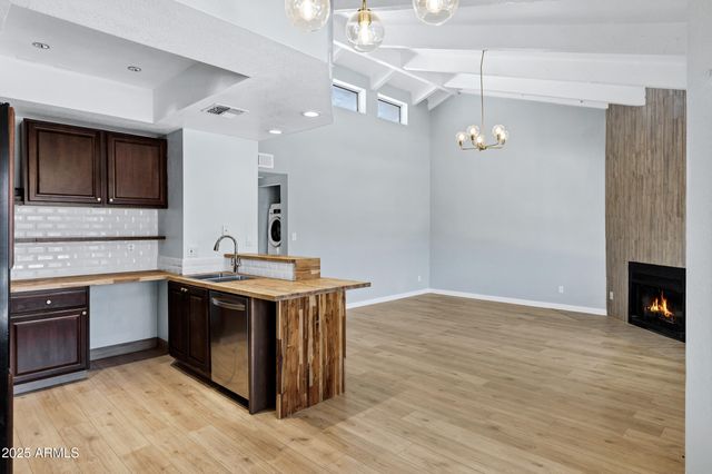 1017 E MARYLAND Avenue 236, Phoenix, AZ 85014