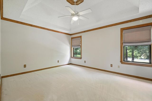 2202 Lakeforest Drive, Weatherford, TX 76087