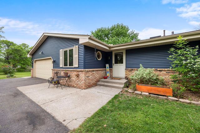 29242 Lily Street NW, Isanti, MN 55040