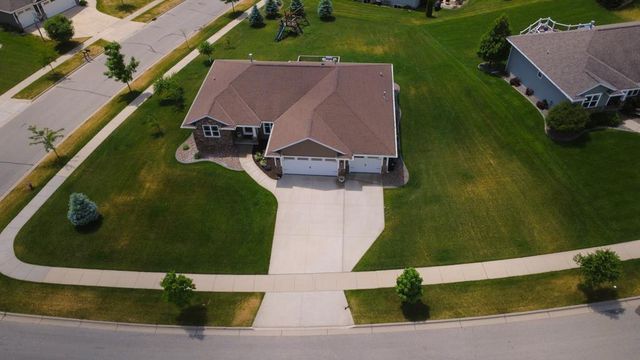3543 BECKET DRIVE, Green Bay, WI 54313
