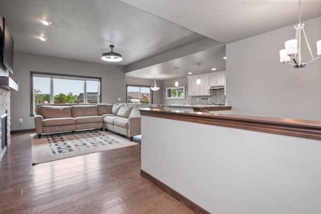 3543 BECKET DRIVE, Green Bay, WI 54313