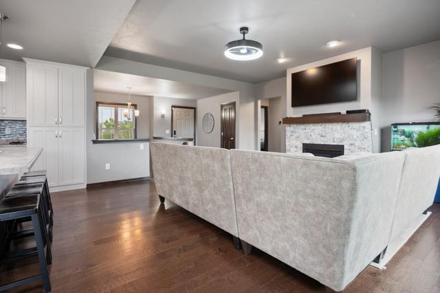 3543 BECKET DRIVE, Green Bay, WI 54313