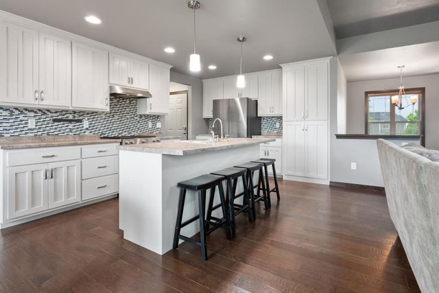 3543 BECKET DRIVE, Green Bay, WI 54313