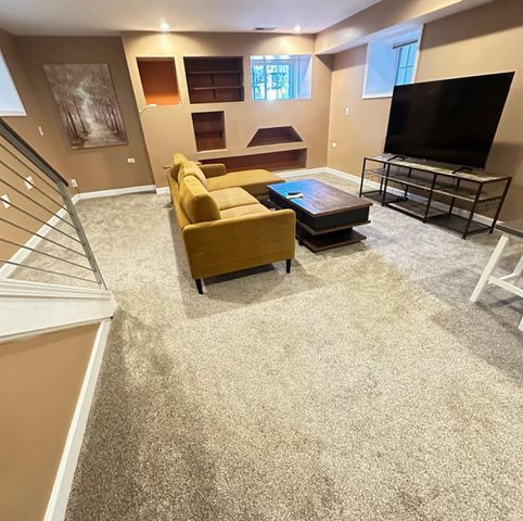 3027 N Allen Avenue, Chicago, IL 60618
