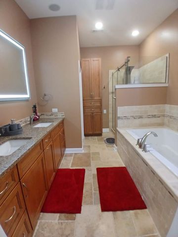 3027 N Allen Avenue, Chicago, IL 60618