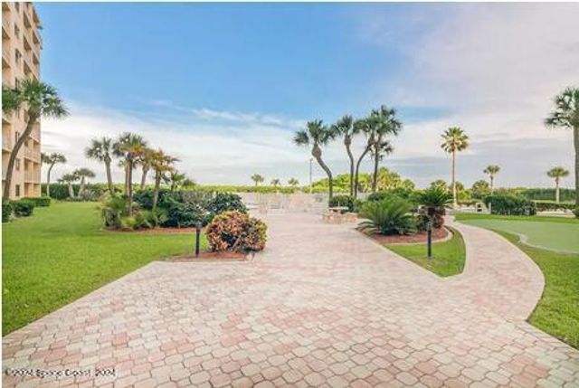7520 Ridgewood Avenue 104, Cape Canaveral, FL 32920