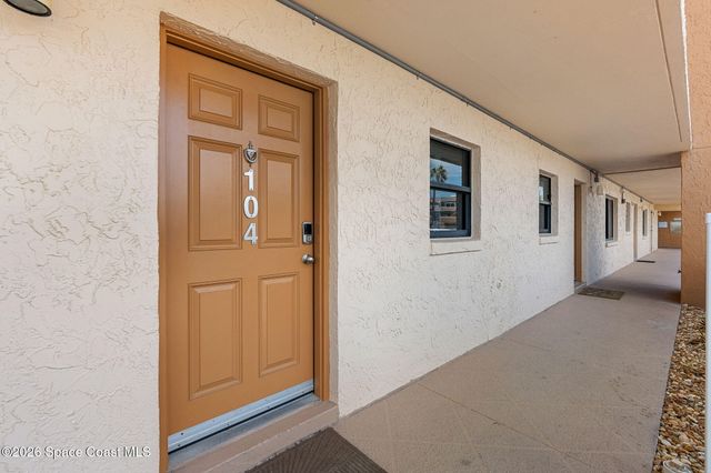 7520 Ridgewood Avenue 104, Cape Canaveral, FL 32920