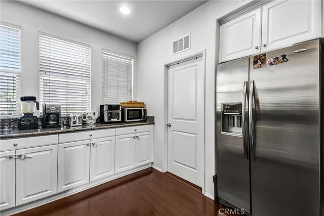 827 E Promenade E, Azusa, CA 91702
