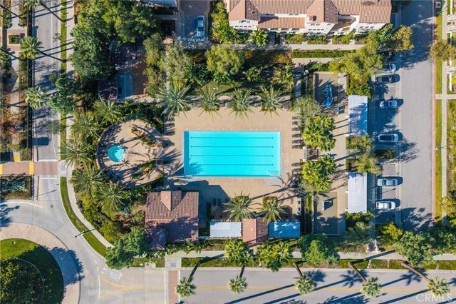 827 E Promenade E, Azusa, CA 91702