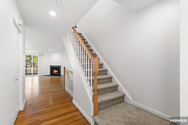 130 Panorama Drive, Edgewater, NJ 07020