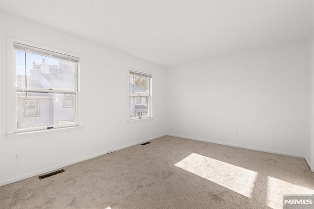 130 Panorama Drive, Edgewater, NJ 07020