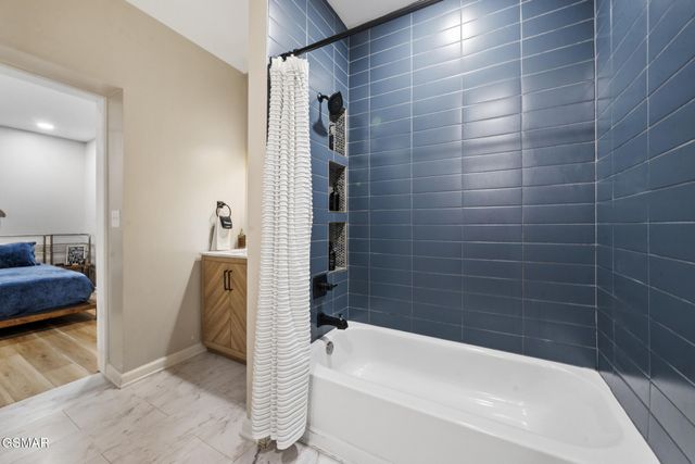 1679 Zurich Road, Gatlinburg, TN 37738