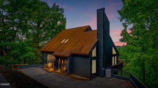 1679 Zurich Road, Gatlinburg, TN 37738