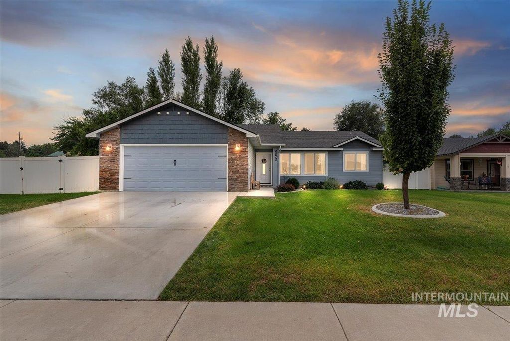 2070 Kelly Dr, Payette, ID 83661